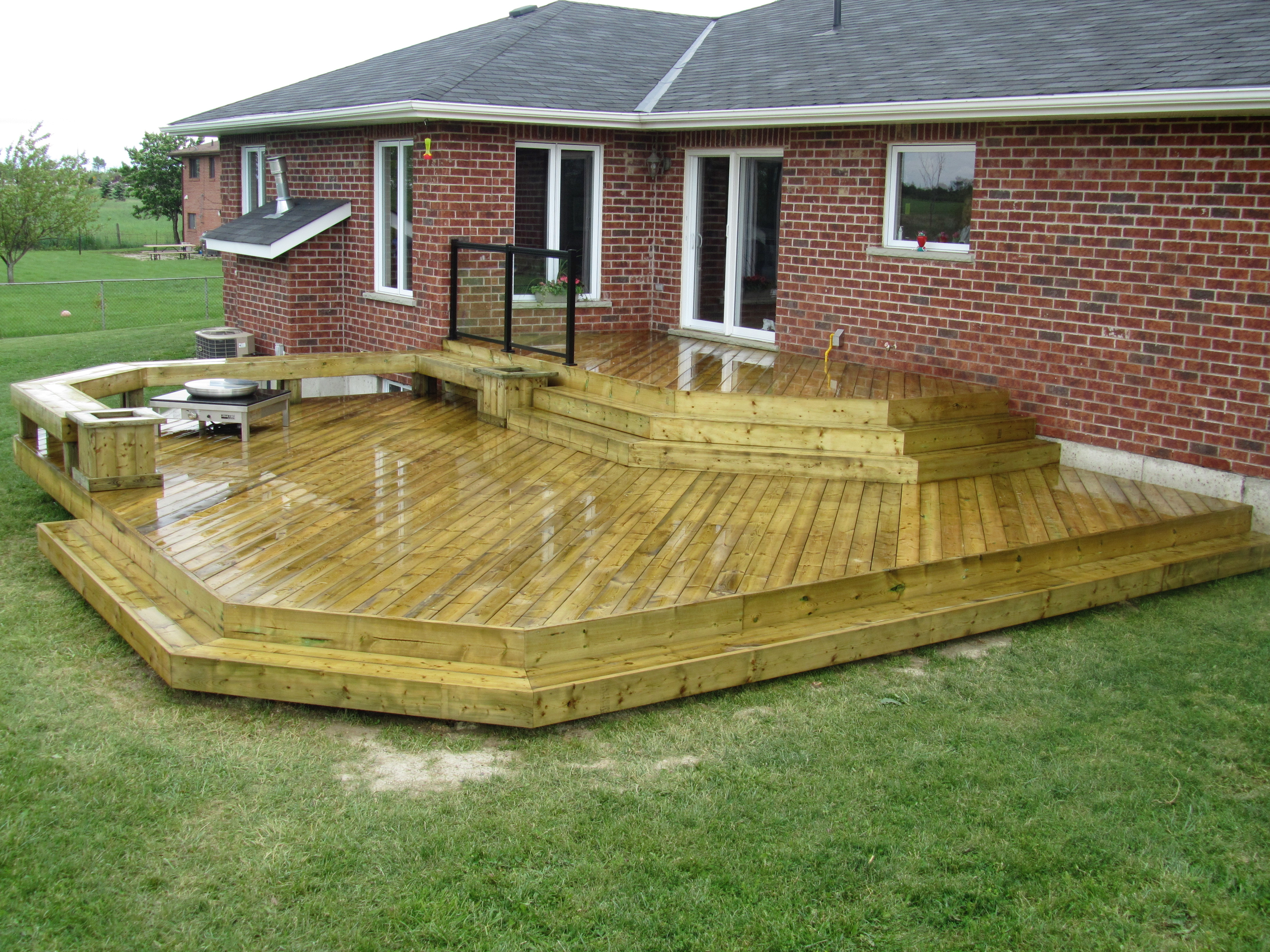 LOW MID ELEVATION DECKS The Fence and Deck Guys